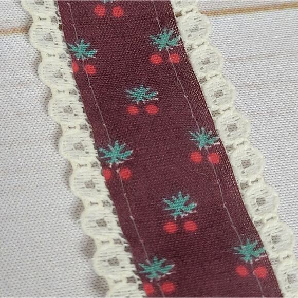 Vintage Poly/Cotton Maroon with Lace Edges Ribbon Trim, 275" - Picture 6 of 7